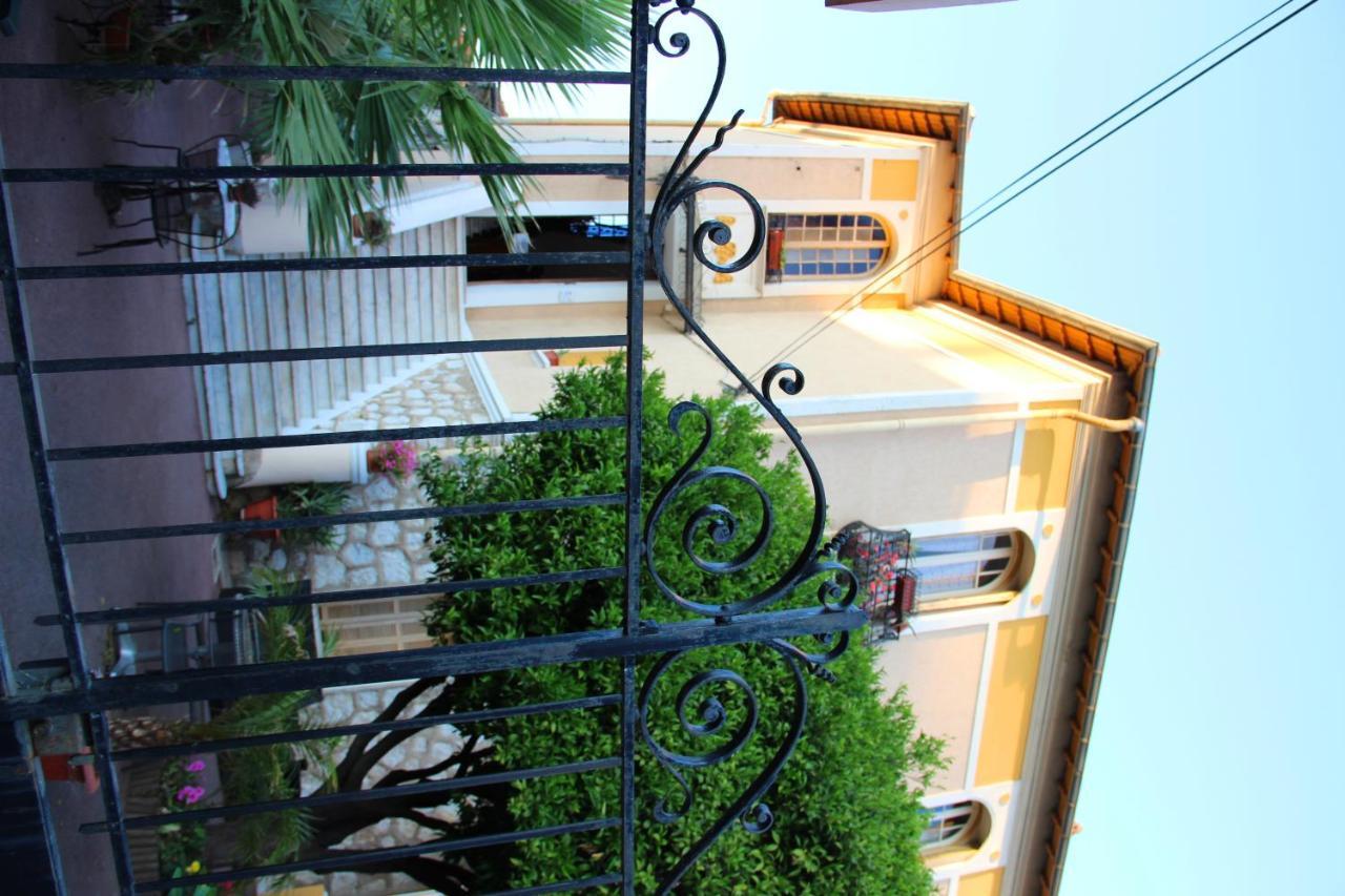 Villa Mon Reve Apartements นีซ ภายนอก รูปภาพ